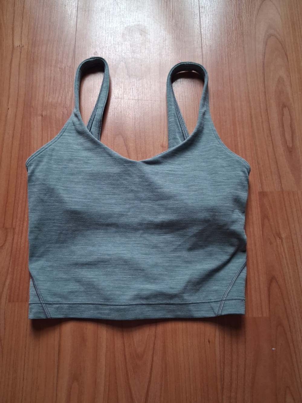 Lululemon Align Tank Top Wimen's Size 0 Green Built-In Bra Yoga Active Gym